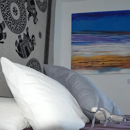 Sirena Suites *